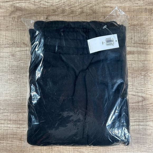 Old Navy High-Waisted Jogger Sweatpants - Black - Picture 2 of 2